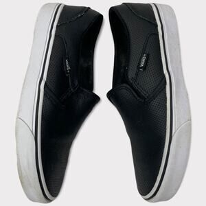 Vans slip on sneaker black faux leather women’s 6.5